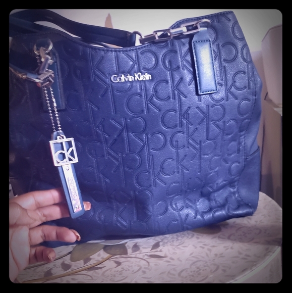 Calvin Klein Handbags - Calvin Klein purse Calvin Klein Handbags - Calvin Klein purse